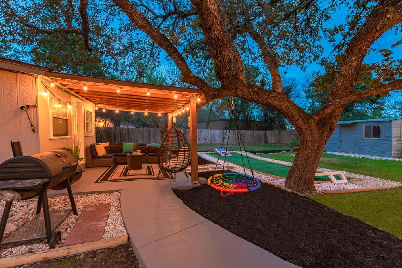 Texas Vacation Home, Game Room & Pool By Sixflags Сан-Антонио Экстерьер фото
