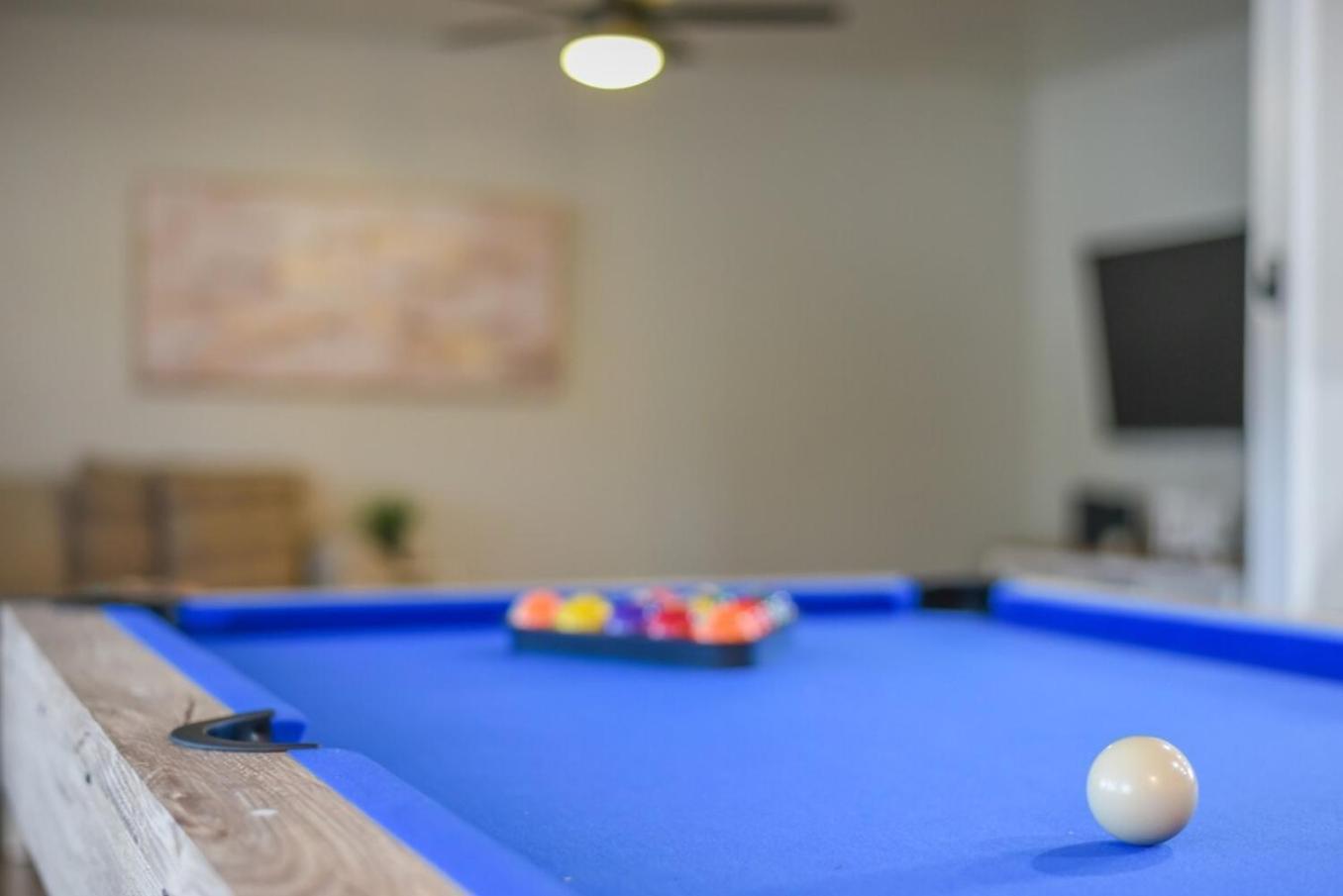 Texas Vacation Home, Game Room & Pool By Sixflags Сан-Антонио Экстерьер фото